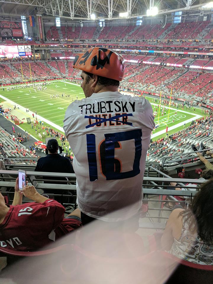 BearsBlitznet's tweet photo. My buddy lives in Arizona is at the game. Took this pic just now.  #beardown #trubisky https://t.co/Bu7SgCk8be