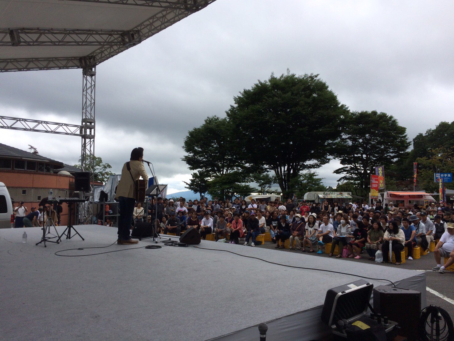 高橋ジョージ The虎舞竜 今日は 福島のあぶくま洞で30分のミニライブ 楽しかった やっぱ野外で歌うのは気持ちいいや 嬉しくてロックンロール生ギターで叫んだぜぃ バンドでライブやりたいな 高橋ジョージ 高橋ジョージ The虎舞竜 今日は 福島のあぶくま洞で30分のミニライブ 楽しかった やっぱ野外で歌うのは気持ちいいや 嬉しくてロックンロール生ギターで叫んだぜぃ バンドでライブやりたいな 高橋ジョージ