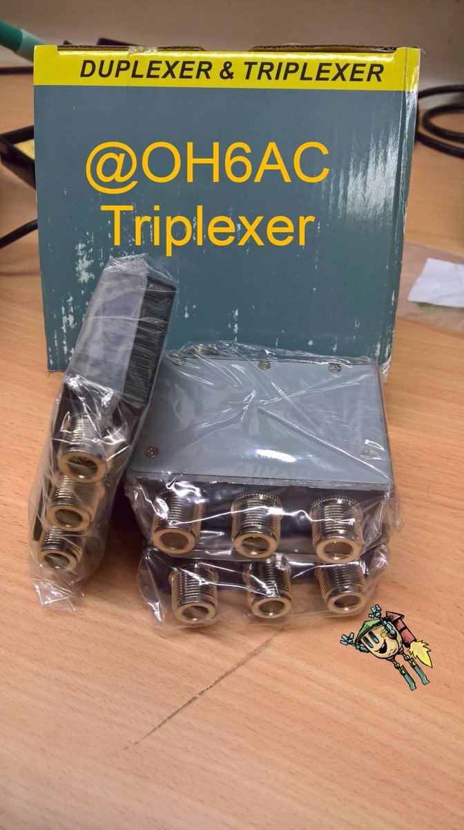 OH6AC's tweet photo. Kerholle hommattiin tämmösiä pessu yksilöitä N-liittimillä. Meillä on tapana olla kaikki parempaa :) #triplexer #radioamatööri #OH6AC https://t.co/Sgkyzmp8ZG