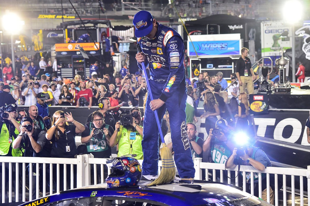 TheKBshow's tweet photo. Retweet to congratulate @KyleBusch and the @mmschocolate team on the sweep at Bristol! https://t.co/yg0SzuiQ5I