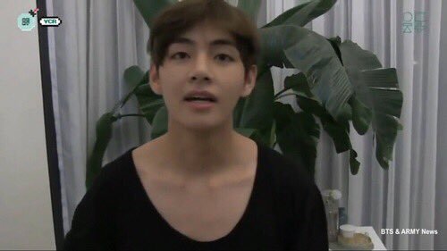 taesoutfits's tweet photo. don't you just love taehyung's chest :,) https://t.co/u3YwWhgzTL