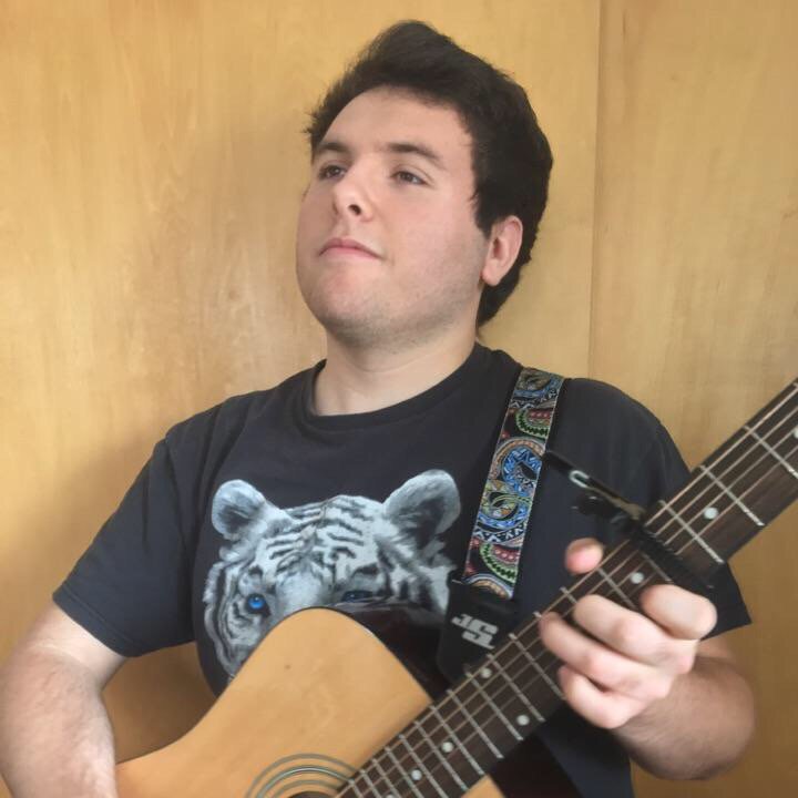 GOOD SIR #Music #ChitChat#Liveme ChrisCoconut: liveme.com/media/liveshor…