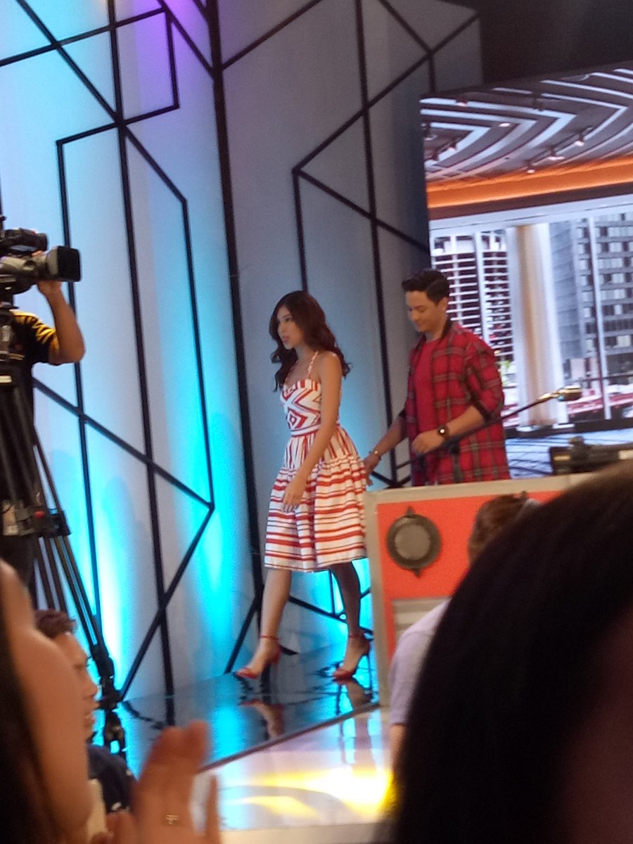 binjin2022_'s tweet photo. Bye muna #ALDUBMasPinasaya https://t.co/Tu14qr76aa
