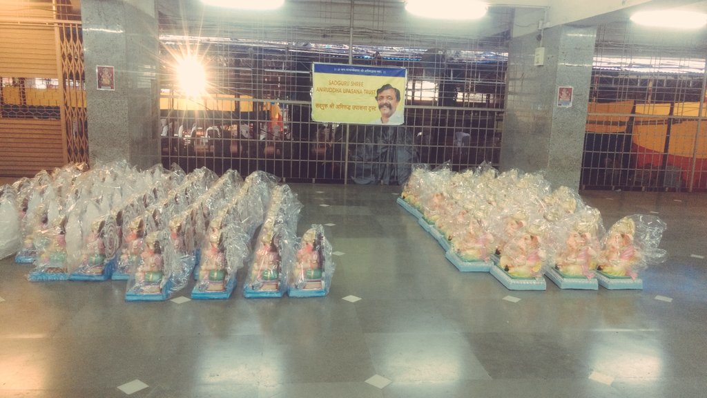 aadi9477's tweet image. #EcofriendlyGaneshIdols for avoiding #Environmentaldisasters  after #Immersion