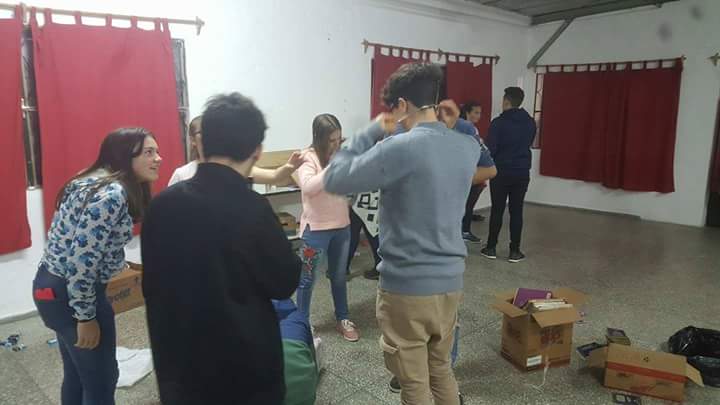 TyP_jovenes's tweet photo. MES DEL NIÑO
Preparativos para la gran LUDOTECA, diversos juegos para celebrar junto a todos ls niños.
#Tuideasuma https://t.co/9A5piY5148