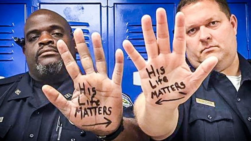 Anncostanza1's tweet image. 5 cops.were shot/ killed #Dallas 
2 in #Kissimmee #AllLivesMatter #BlueLivesMatter 
Denounce KKK, Antifa &amp;amp; BLM 
#dallasagainstwhitesupremacy