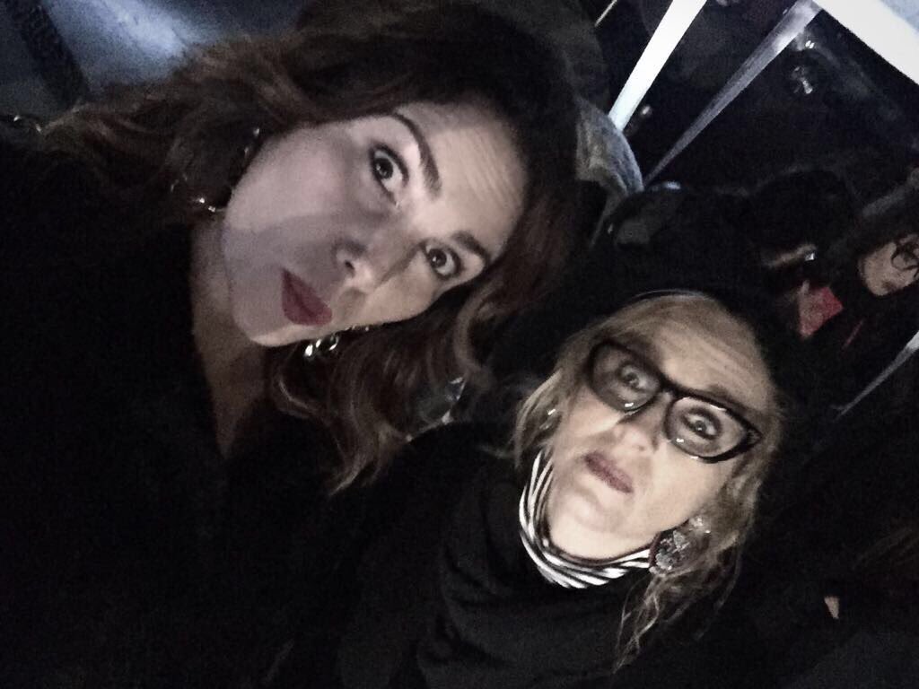 almendra_gd's tweet photo. Ya comienza #ActividadParanormal con las @MSF_oficial 
🙏😇 nos estamos protegiendo con @katiacondos https://t.co/QF2wEJMCqb