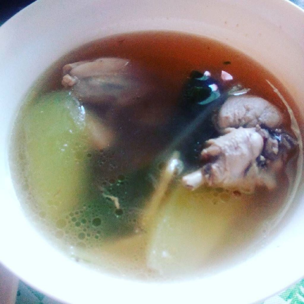 SexyChriz03's tweet photo. When you're sick really this food is a good one for making pawis witg sili hahaha
#Tinola
#FoodPorn
#MomsCook
#Bu… https://t.co/603gYQh0xI https://t.co/nL8VpYe0df