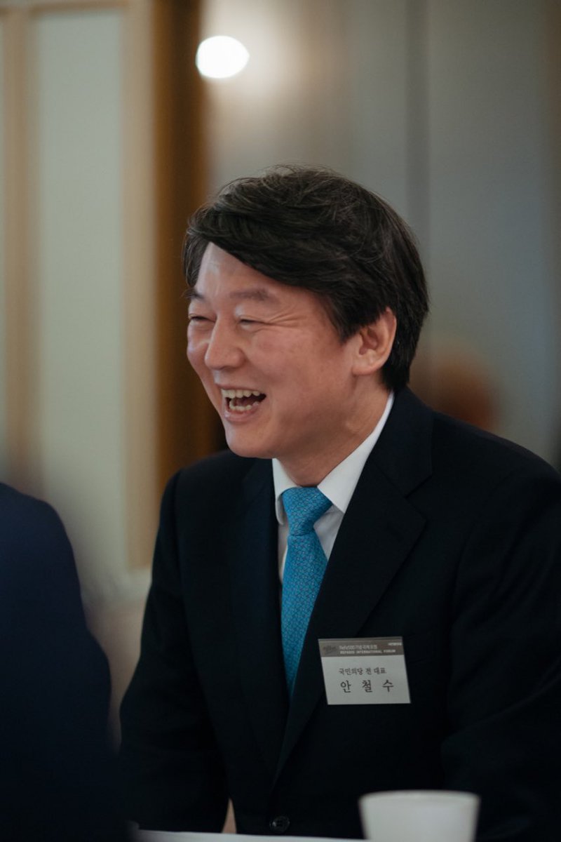 찰스 이 사진 너무 좋아용❤️