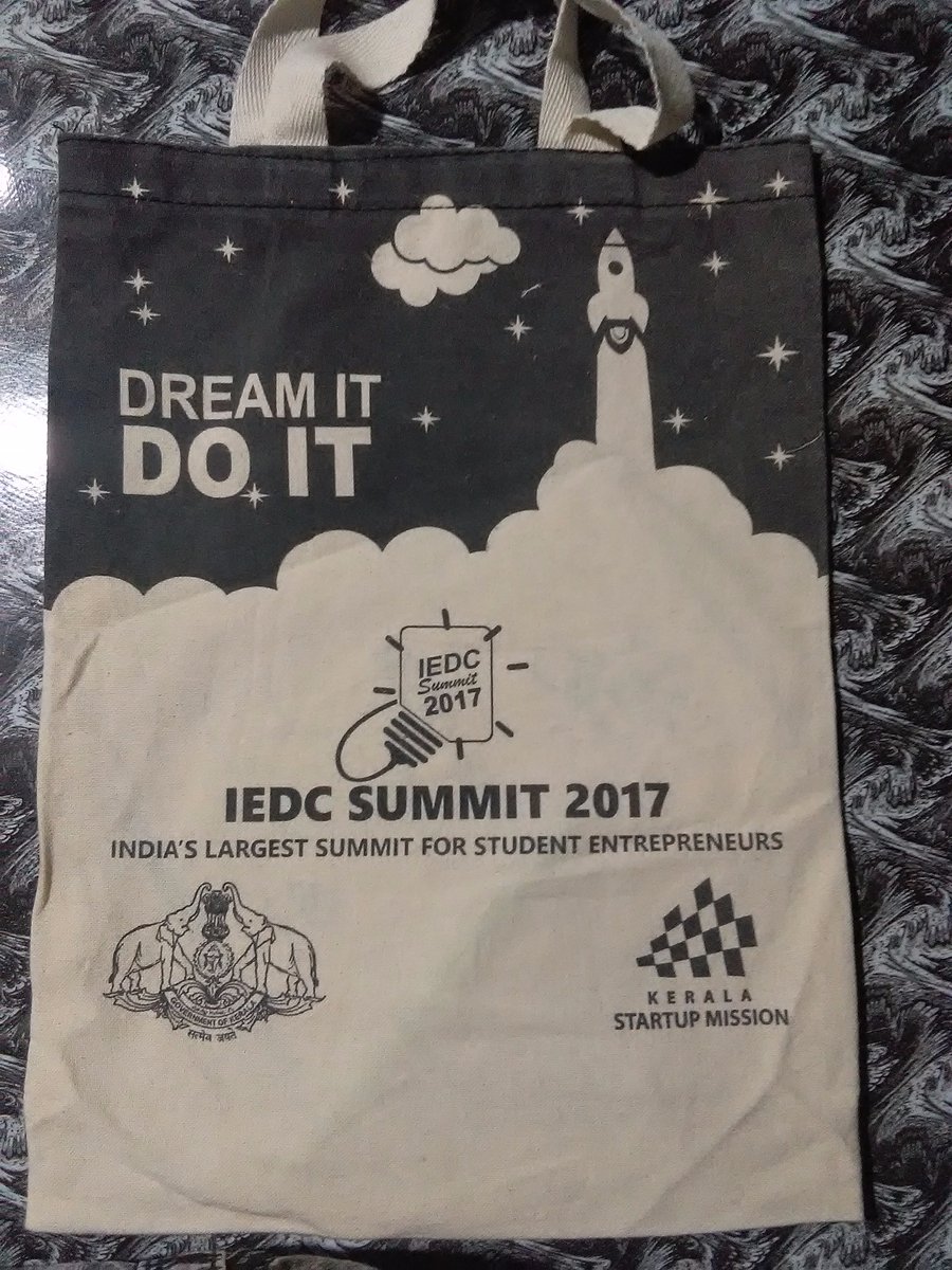 AjmalAlthafKA1's tweet photo. Dream it ....... Do it......#IEDCSummit2017.....@Adlux Convention Centre , Angamaly....Looking forward to do something innovative.. https://t.co/9lVSFl0wif