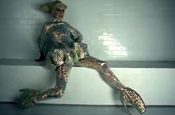 BruceBrownJr's tweet photo. @ladygaga knows more about “heeling” this country than @realDonaldTrump ever will #ThatsTheT #TrumpInPumps? https://t.co/ywwuIZyo2P