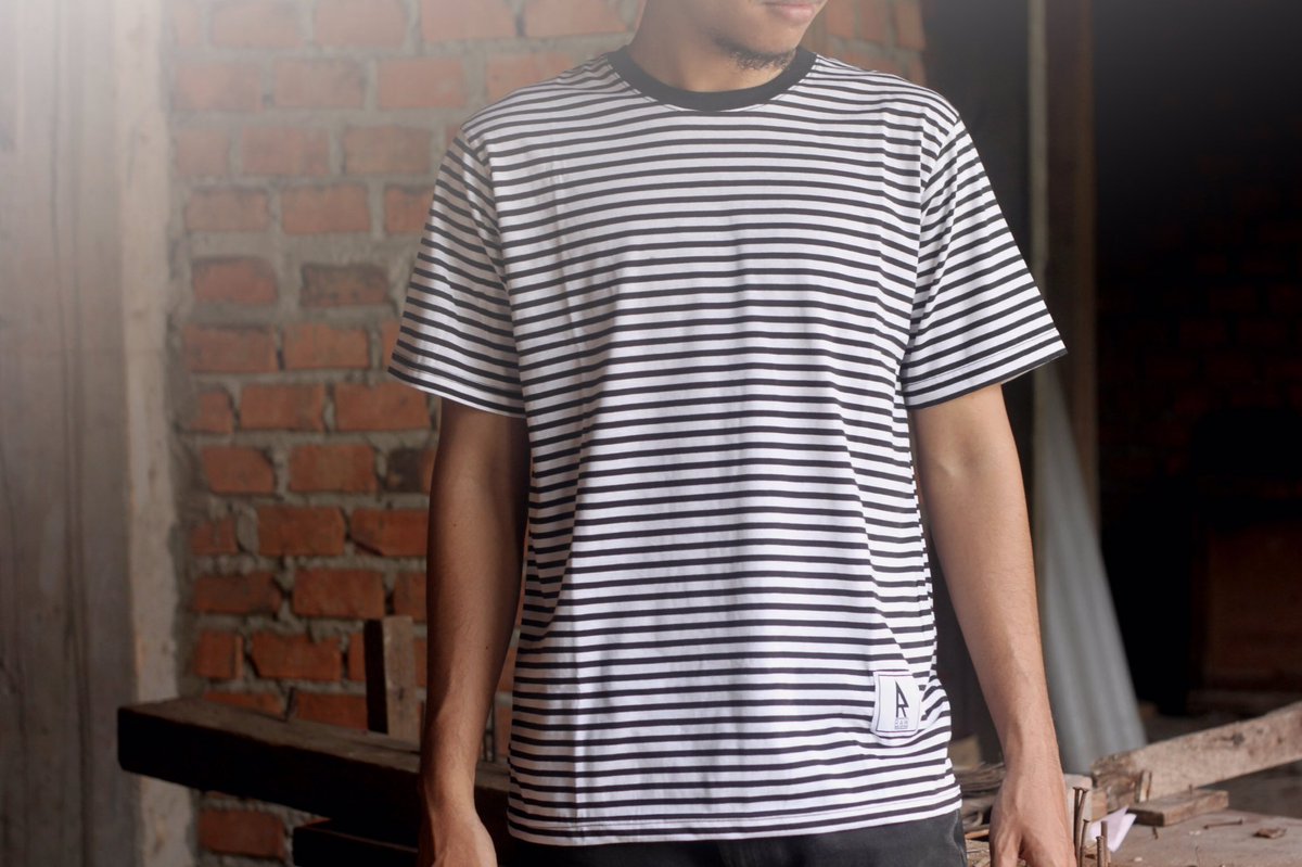 {New Arrival} Tshirt Raw Strip Black | Size: M-XXL | Cotton 30s | IDR 130K | Available in Store &amp; Online Order!🔥