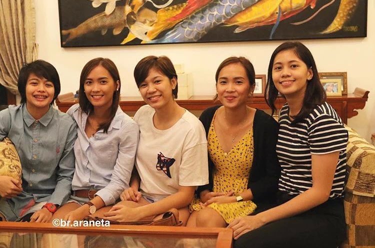 walwalozol's tweet photo. I miss the bullies :( #Batch111 π @VSGalang @mikareyesss @cienneycruz @camilmilcruz @CarolCerveza βΊ https://t.co/xSKELkuerC