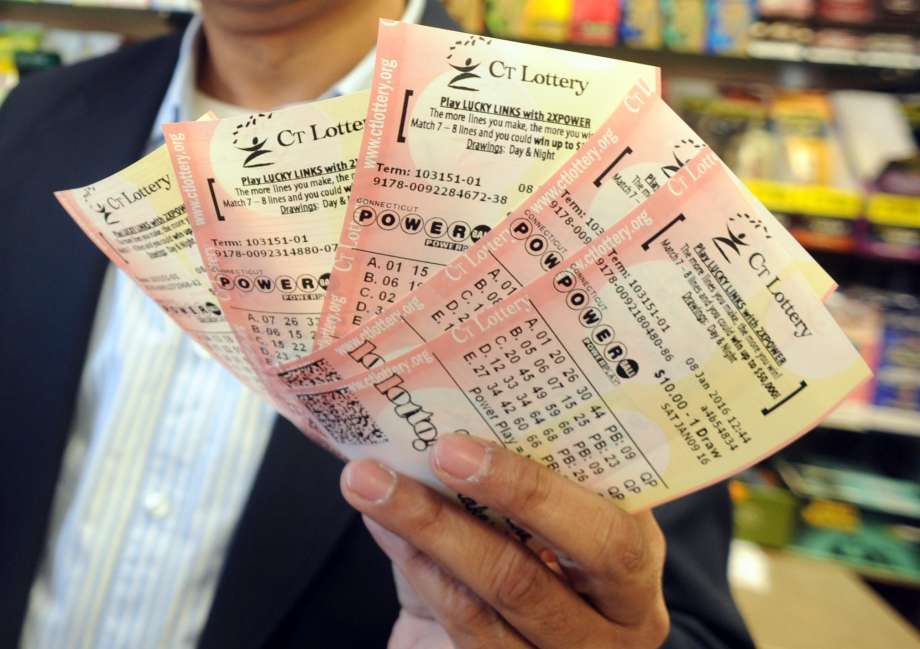 T1F21's tweet image. @Powerball #jackpot jumps to $650M after NO #winner drawn
money.cnn.com/2017/08/19/new… @R99pc @BR399 @RICK99PC @DonnaWilson007 @Riki99pc @ICAP11