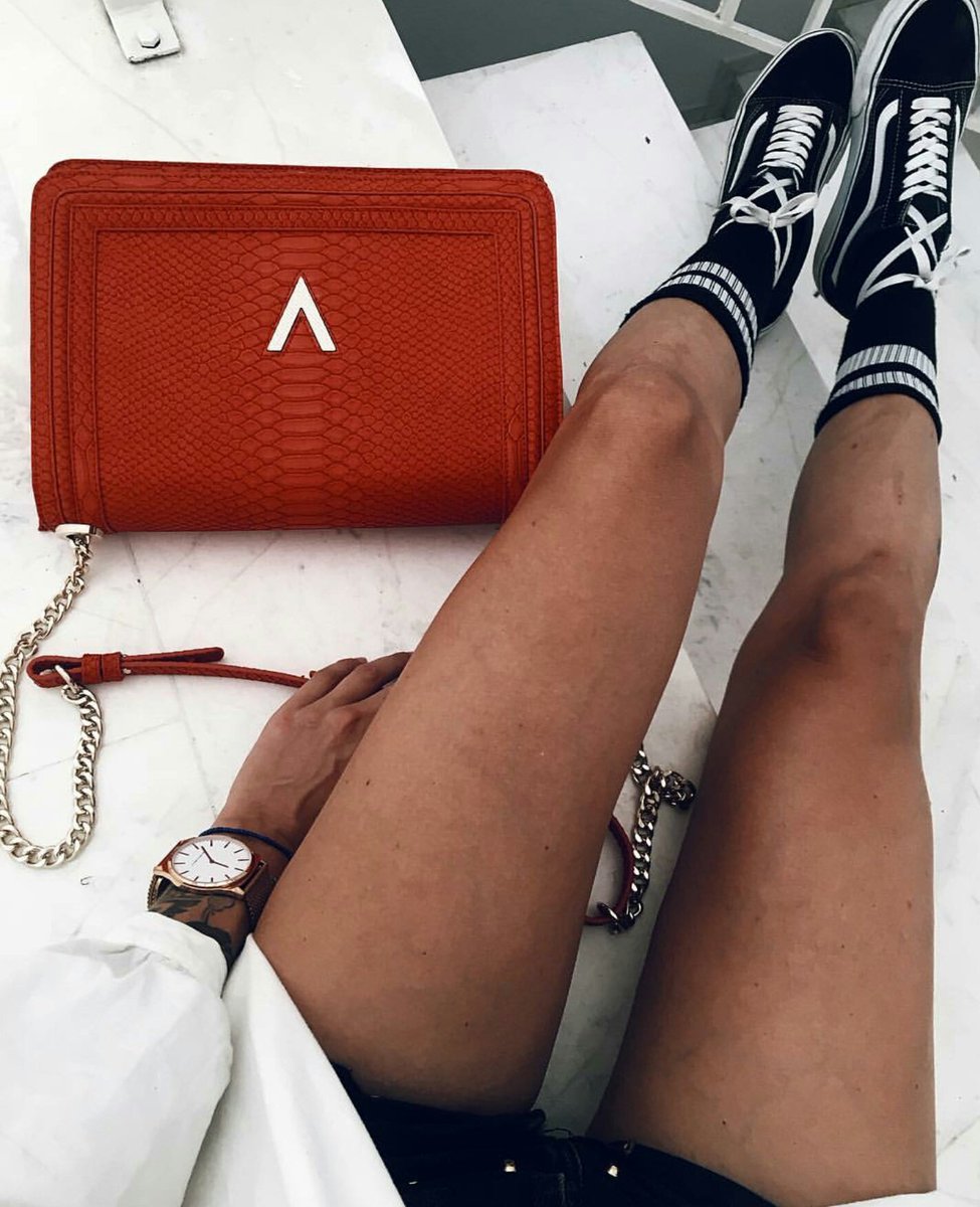 Every moment matters.

Get -25% for all online purchases! 
Enter ''tc25'' at checkout. 
 
#tomcarter #watch #man #woman #fashion #sunday