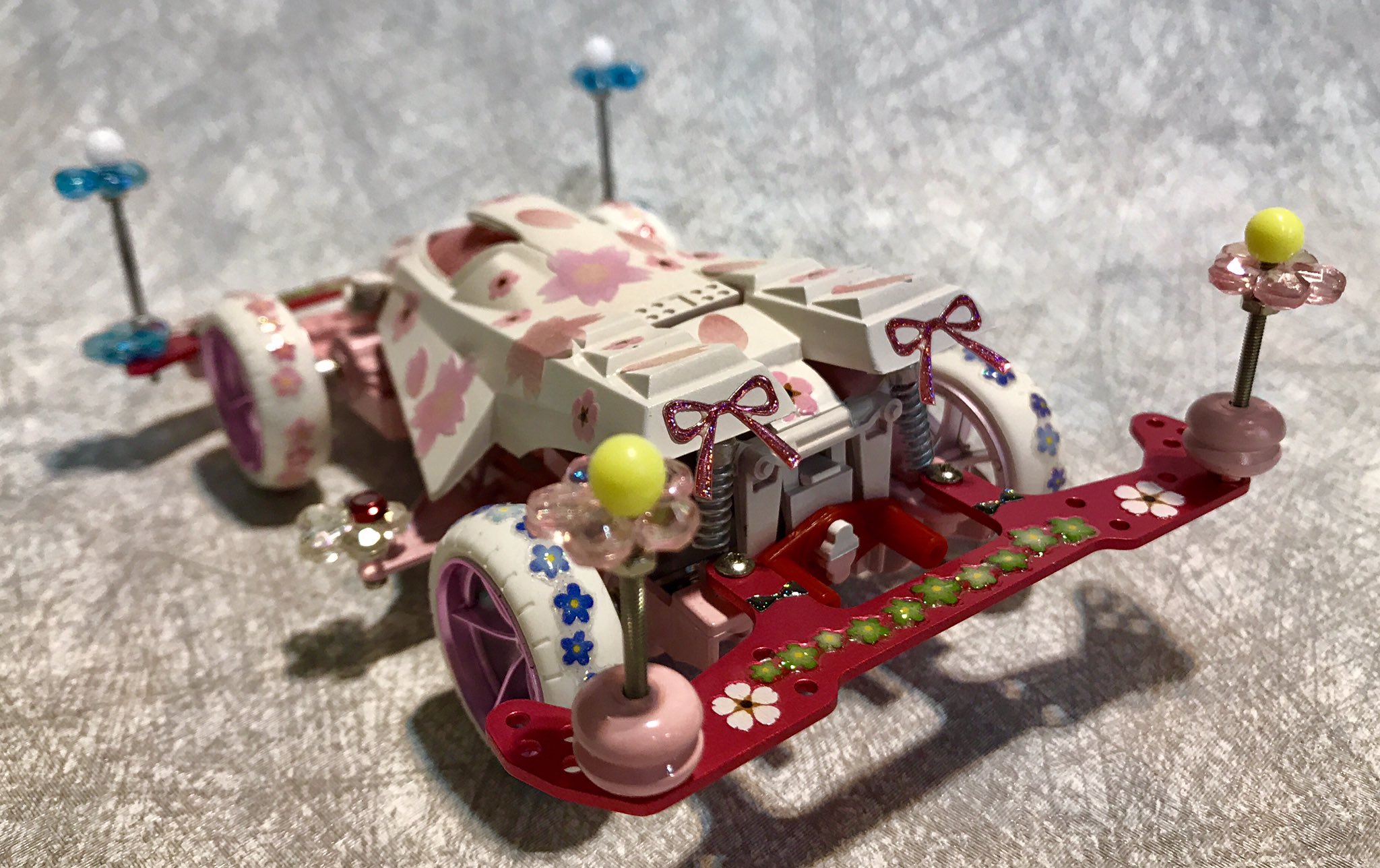 ミニ四駆（タミヤ）公式アカウント on Twitter "【コンデレ】ミズカミさんの『Sakiちゃん号』。5月に