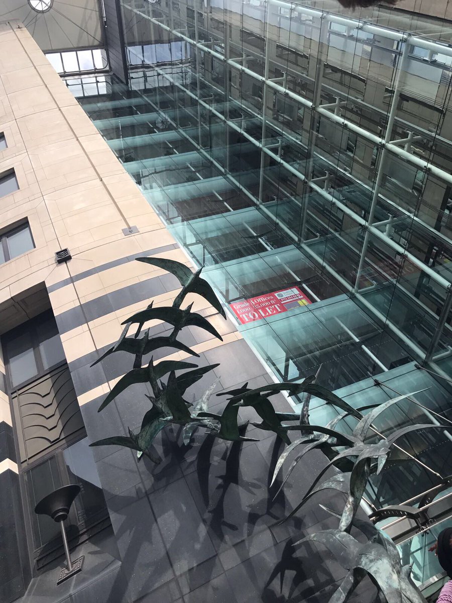 NCSTeamWard_9's tweet photo. The business side is clashed with the art culture in this impressive building #NCS #Leeds9 #UltimateChallenge ##NCSULTIMATECHALLENGE https://t.co/XHrbf7asmN