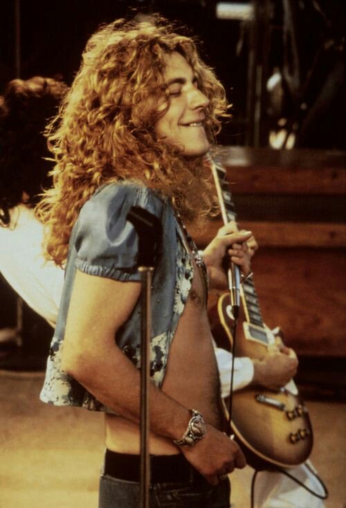 Happy Birthday Robert Plant 

Led Zeppelin - Dazed and Confused (Live 1969)

 