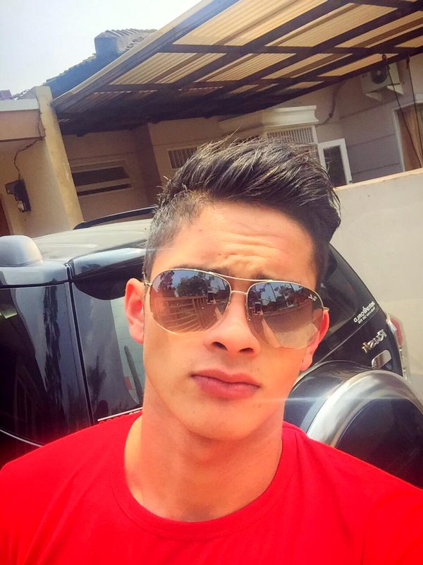 JOVIN! <a href="/JoAndriano/">jonathan andriano</a> <a href="/kkambey93/">Kevin Kambey</a>