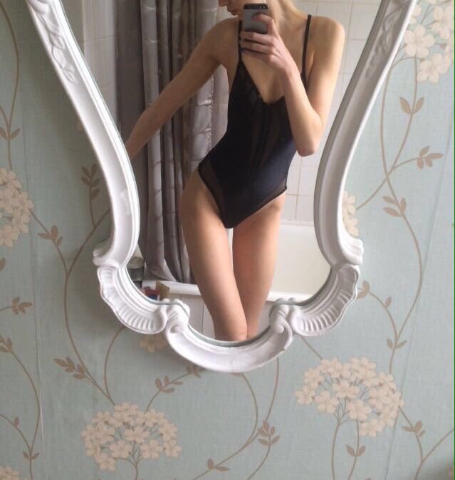 tormentedsouls6's tweet image. Daily #thinspo
Need to get back on track so bad 😍
