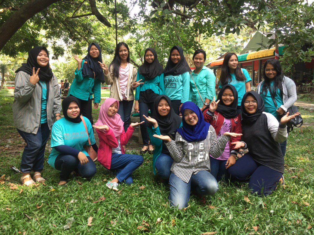OFC_PVBogor's tweet photo. Keseruang gath bulan ini,, yeayyyy @OFC_PVBogor @ofcprllvrs @PrillyBie https://t.co/2rx1BKPicK