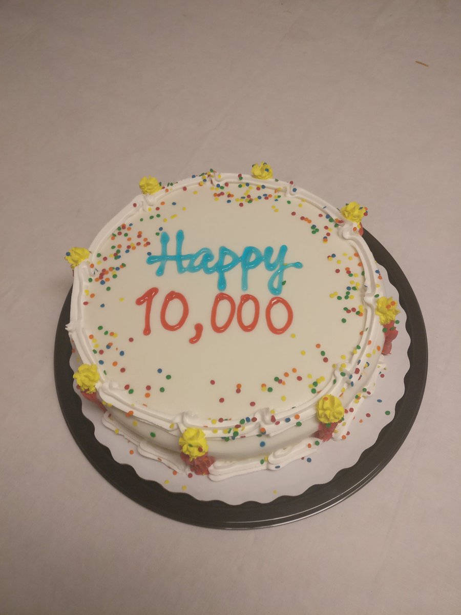 imaginaryex's tweet image. Celebrated 10,000 views for episode one today! Cake credit: @Brandon_Y_Lee