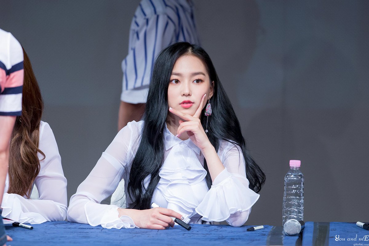 980810_com's tweet photo. 170812 신촌 팬싸인회 예은 (@CUBECLC )
https://t.co/gsS5O7e0mJ
https://t.co/ZSQ74Jb9UL
https://t.co/s9hzlIv5Pz
https://t.co/wy1Uppdy46
#clc #예은 #장예은 https://t.co/9Rph8zl80u