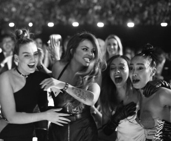 PerrieEdwardxs's tweet photo. 6 years together. The most Amazing years of my life ❤💕 love you my girls. I found 3 sisters for life ❤ https://t.co/bfaZKCUufa