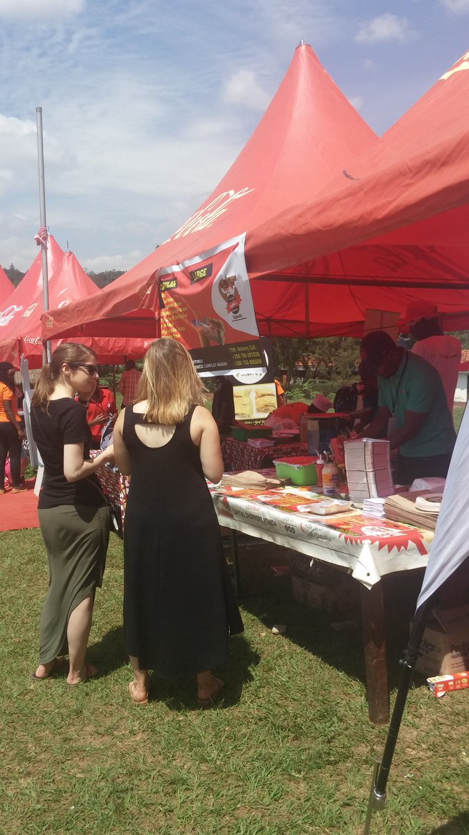 EDXTravel's tweet photo. The sky is clear &amp; tell u what? #KampalaRolexFestival is on!. #StreetFood #Kikomando #VeggieRolex plus much more at Uganda Museum Grounds https://t.co/ns5HE8JgZn
