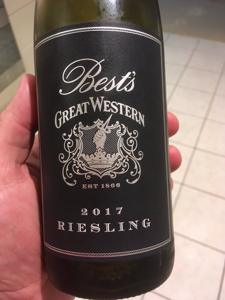 <a href="/Peters_Anthony/">Tony</a> <a href="/SkillogaleeWine/">Diana and Dave</a> <a href="/Skillogalee/">Skillogalee</a> <a href="/chainofponds/">Chain of Ponds Wine</a> <a href="/BestsWines/">Best's Great Western</a> I won the lucky door prize yesterday!!