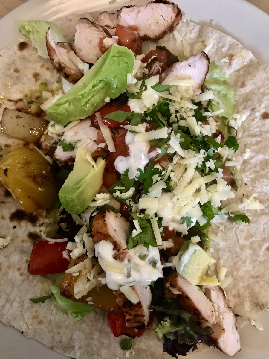 mprsaunders's tweet photo. Fajita caravan sesh on the Performer #UKBBQWEEK #WeberGrills #BBQ #signinthistime #angusandoink #fireflybbq https://t.co/QdiP5wp7bb
