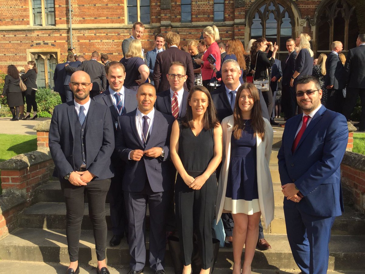 @OSSretail Group 5, prior to a thoroughly enjoyable Chapel Service.

Looking forward to McQuaig next...

#OSSRetail #McQuaig