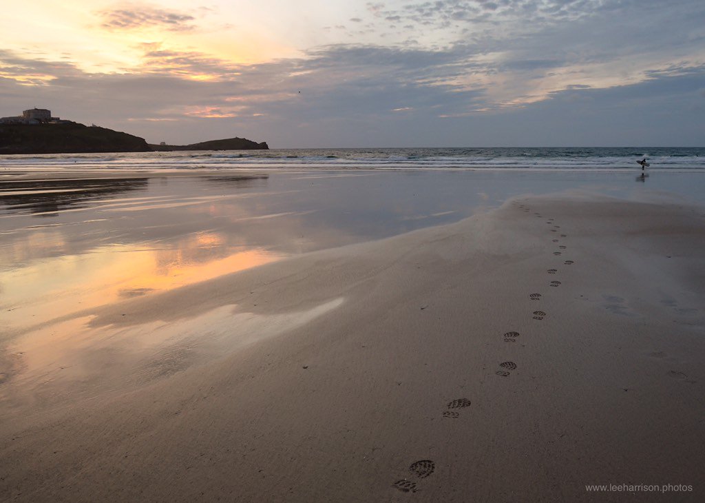 #sunset #surfer #newquay #cornwall #surfing <a href="/Tourism_Newquay/">Visit Newquay</a> <a href="/newquayuk/">Newquay Cornwall UK</a> <a href="/BBCCornwall/">BBC Cornwall</a> <a href="/BBCCornwall/">BBC Cornwall</a> <a href="/WhatsOnCornwall/">WhatsOn Cornwall</a>