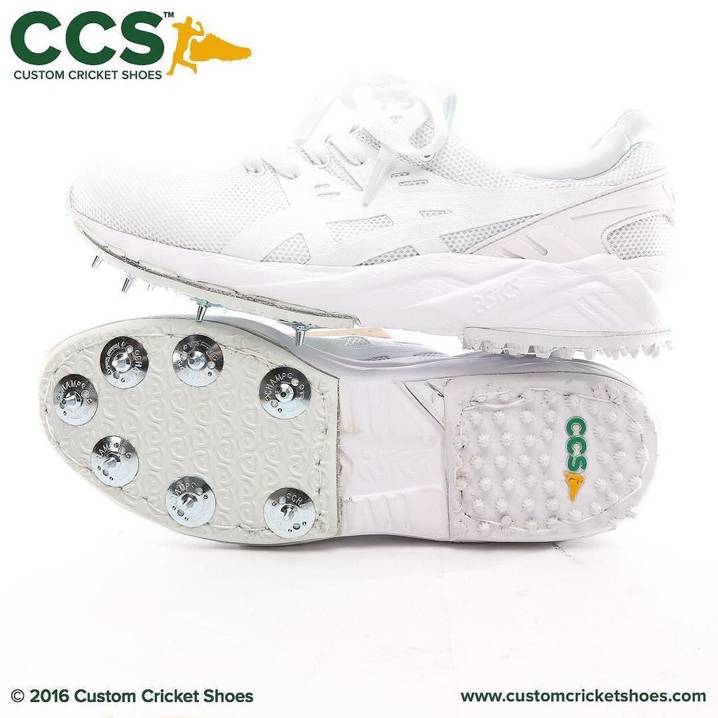 asics batting spikes