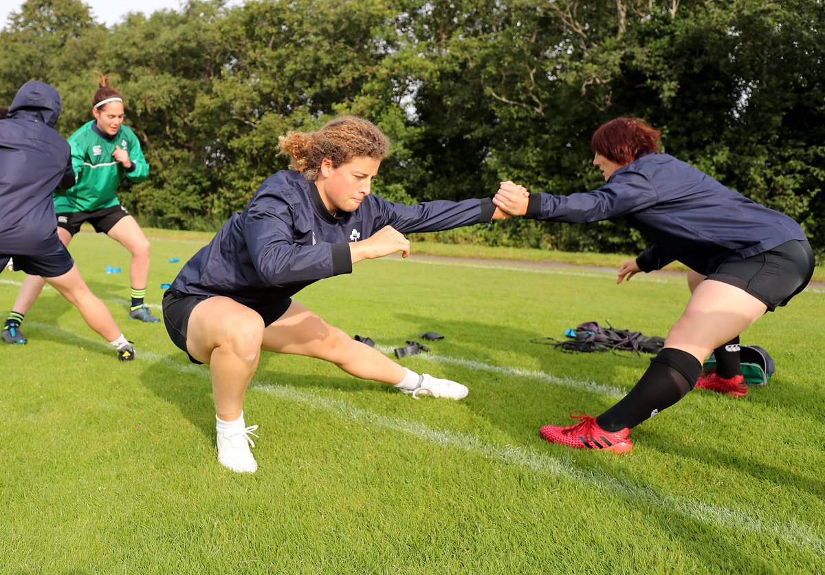 Ireland had their first training session this morning in Belfast, ahead of their game against <a href="/WallaroosRugby/">Wallaroos</a> on Tuesday. #WRWC2017 #BRINGIT