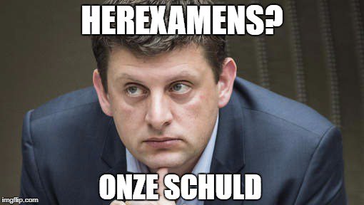 JSBredene's tweet image. Wij wensen alle studenten veel succes met de #herexamens. En euh, @johncrombez @steve_vdb #sorrynotsorry @sp_a #JSBredene