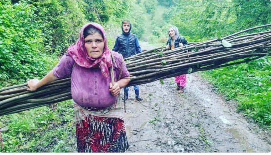 Vatan aleyhinde en ufak davranışta bulunmadıkları içindir bu sessizlik..