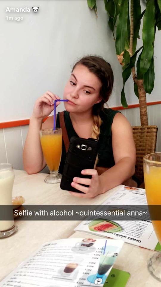 anna_chimene's tweet photo. @amaandez has known me for less than a month how does this bitch know me so well https://t.co/uSxCuHuPU1