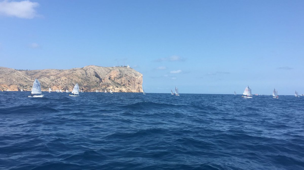 SirocoSailing's tweet photo. Segundo día en la Semana de vela de Jávea
#sailthewind https://t.co/Lzq4DGGefj