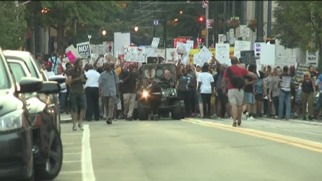 Thousands attend Atlanta anti-hate march on.11alive.com/2wluSn8 https://t.co/vWgikN8ei8