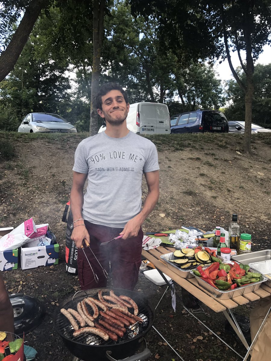 Le meilleur de la sortie longue: le barbecue avec <a href="/iChocoGeek/">Yohan</a> aux manettes ! #whyIRunBastille #SundayFunday