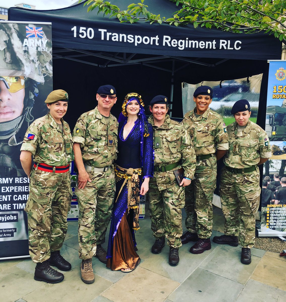 HelenaOrientale's tweet photo. Met @150Recruiting out today while performing Egyptian dance in Bradford in celebration of Pakistan Independence Day! https://t.co/CRqvIE7tNK
