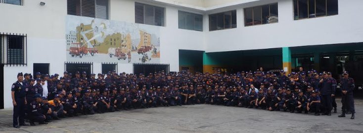 Felicidades a nuestros bomberos y bomberas en su día, valientes que se entregan con pasión y disciplina para servir siempre al pueblo