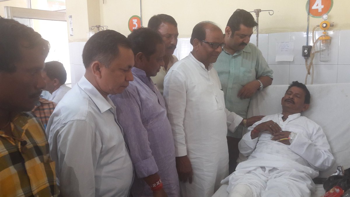 Met the Kalinga Utkal tragedy victim at Muzaffarnagar hospital. Lord give him strength.