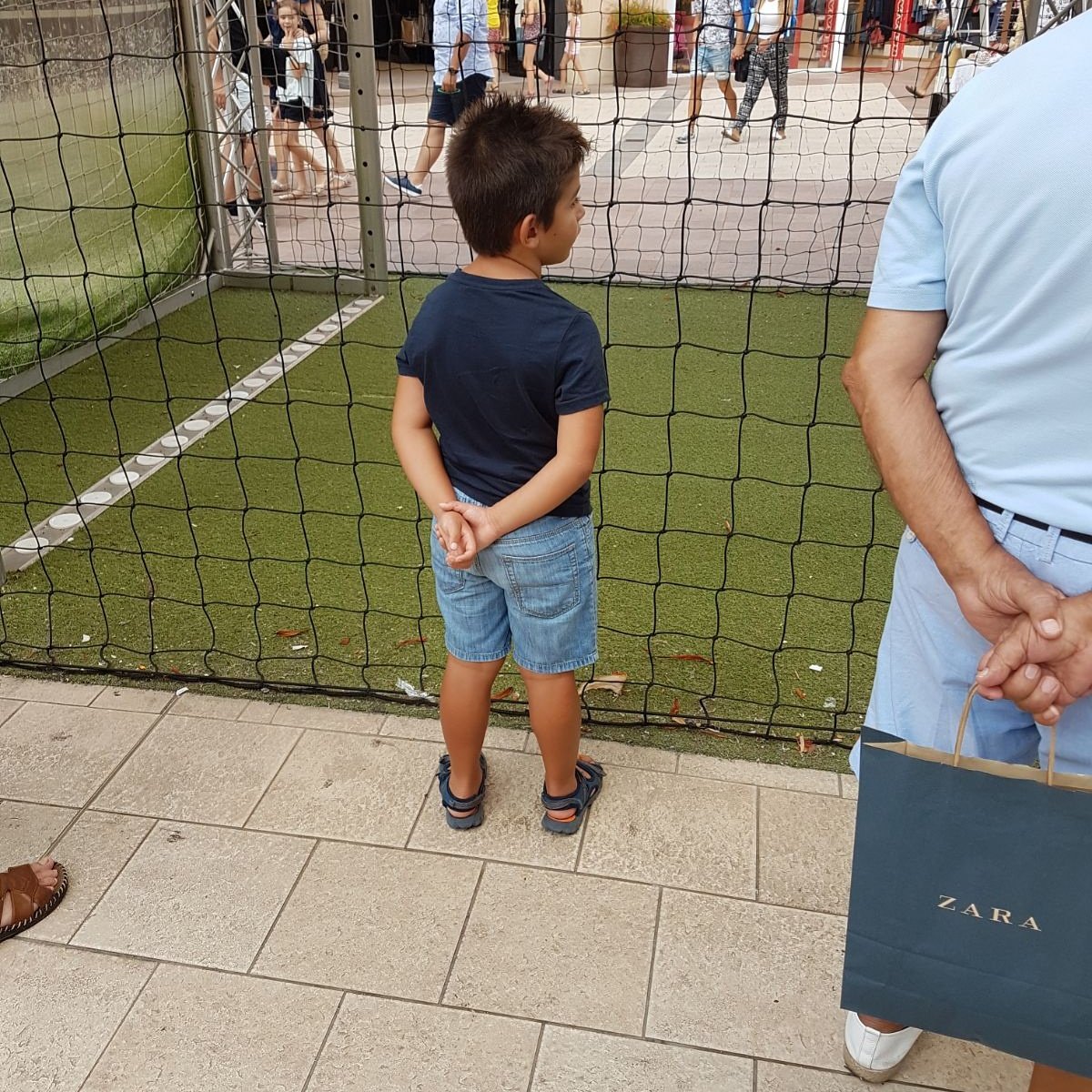 Mi hijo ya nació jubilado. 😂😂😂