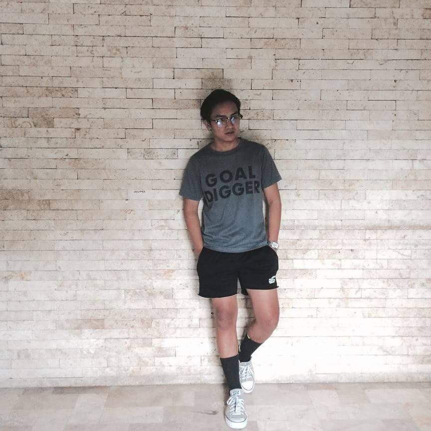 cdusingles's tweet image. Charles Rocamora
STEM 11- I
-Usa sa mga nahabilin nga tarong nga laki sa kalibutan
-dako ni siya ug kasingkasing