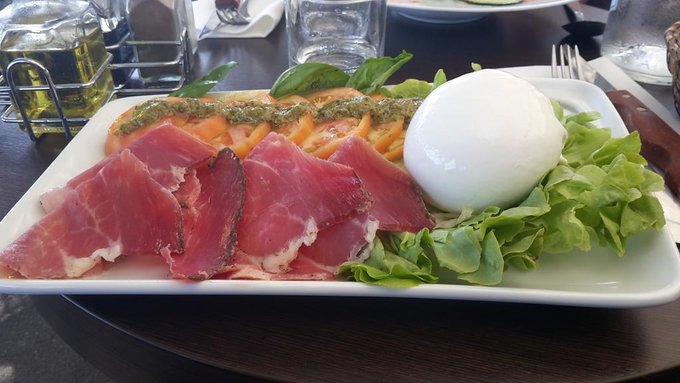 Bon appétit ☺. https://t.co/iOQGFNQqmL