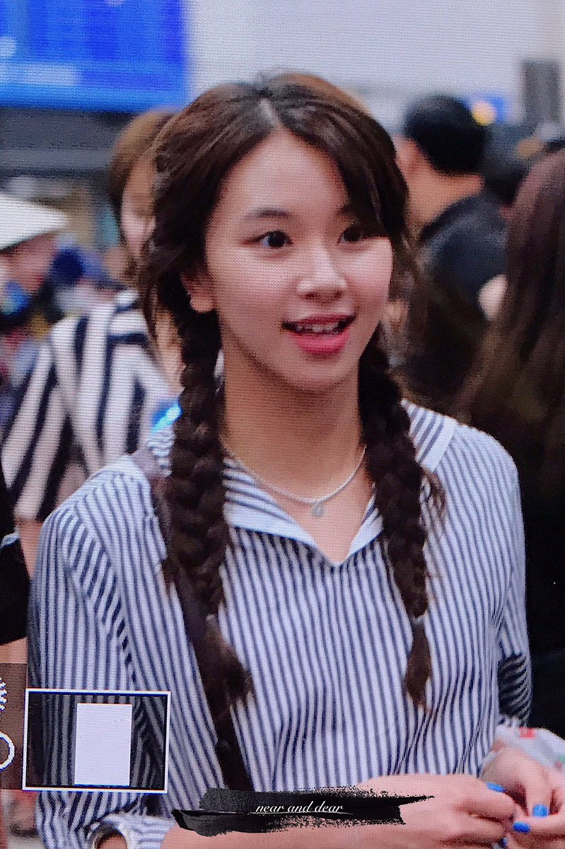 sonchaeyoungcom's tweet photo. 170820 #채영 #트와이스 https://t.co/DsAc7HDdpS