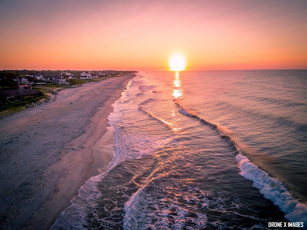 backdoorviews's tweet image. #SundayMorningLive #hamptons #sunrise #drone #photography