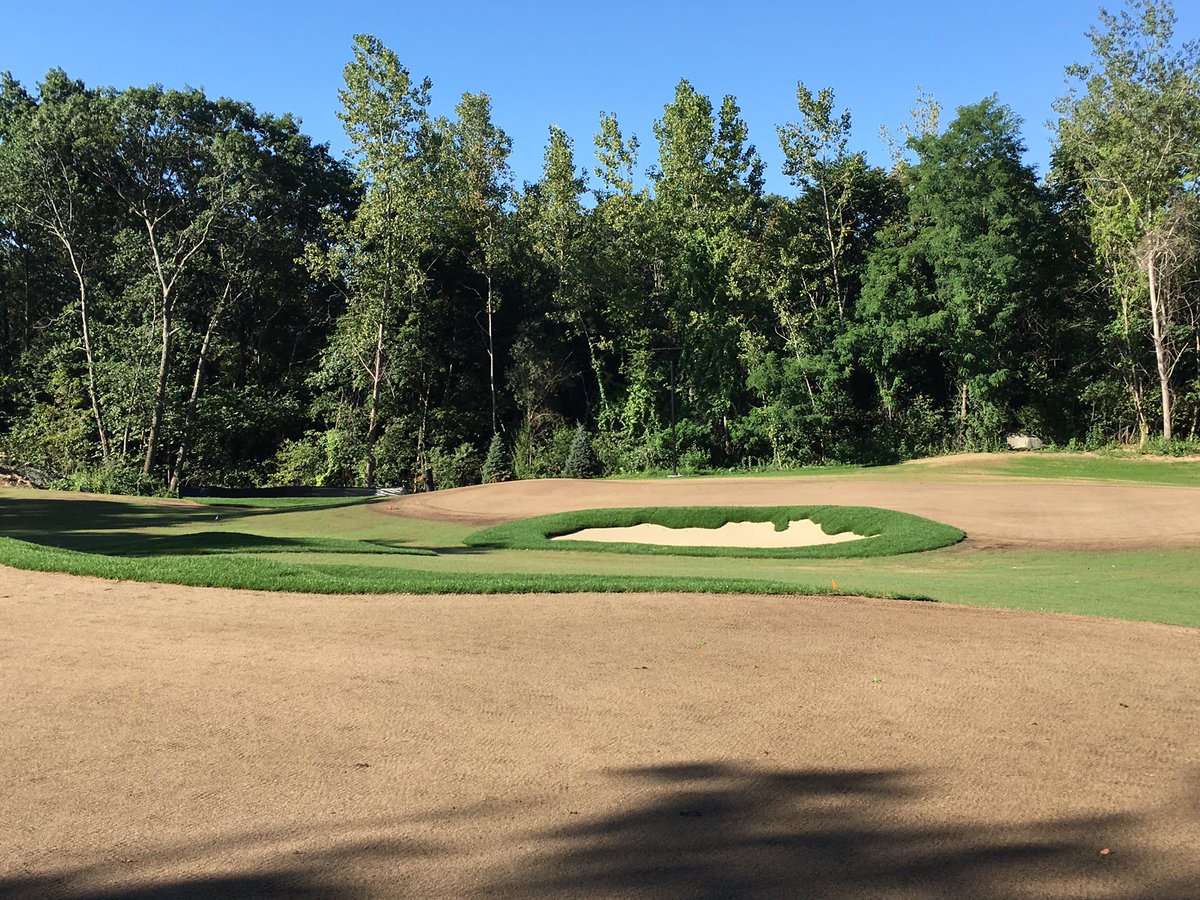 KOHR Golf future short game area immaculately constructed by the MASter finishers <a href="/masgolfconst/">Matthew Staffieri</a> #tyee/focus <a href="/PickseedUSA/">Pickseed</a>